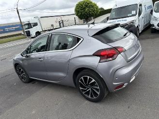 Voiture accidenté Citroën DS4 SO CHIC 2016/10