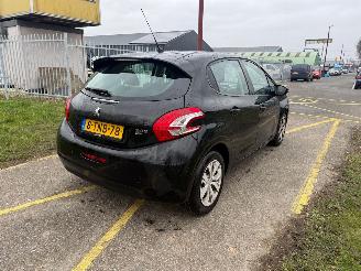 Peugeot 208 1.2 e-VTi Envy Automaat picture 5