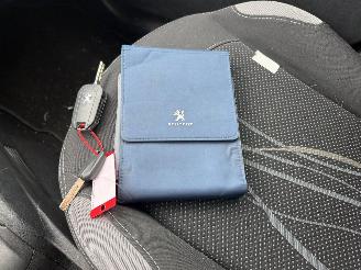 Peugeot 208 1.2 e-VTi Envy Automaat picture 18