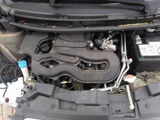 Peugeot 108 108, Hatchback, 2014 1.0 12V VVT-i picture 4