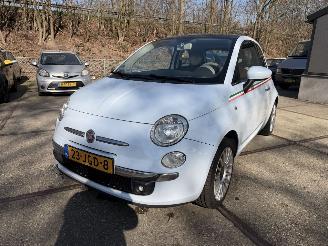 Schadeauto Fiat 500 1.2 Lounge NAP Pano Automaat 2009/1