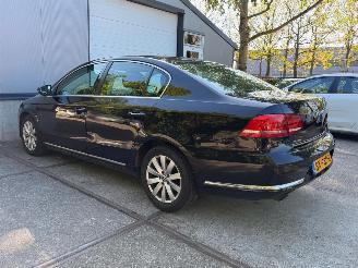 krockskadad bil auto Volkswagen Passat 1.4 TSI Highline RIJDBAAR! 2012/1