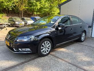 Volkswagen Passat 1.4 TSI Highline RIJDBAAR! picture 2