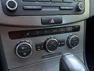 Volkswagen Passat 1.4 TSI Highline RIJDBAAR! picture 17