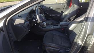 Mercedes A-klasse A 250 AMG Prestige Sport Super nette auto met rijdbare schade picture 14