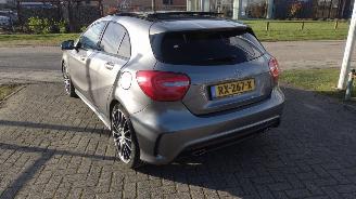 Mercedes A-klasse A 250 AMG Prestige Sport Super nette auto met rijdbare schade picture 8