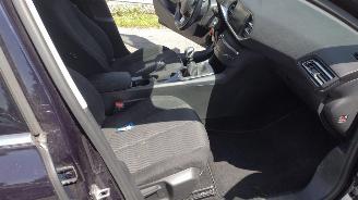 Peugeot 308 1.6 hdi premium euro6 rijdbare schade ! picture 21
