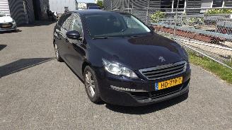 skadebil auto Peugeot 308 1.6 hdi premium euro6 rijdbare schade ! 2015/1