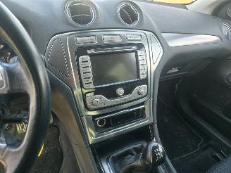 Ford Mondeo  picture 9