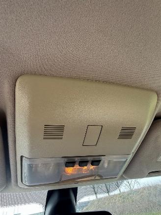 Land Rover Discovery 3 4x4 picture 12