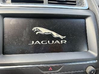 Jaguar E-Pace R-SPORT 250 PK AWD PANORAMA VOLL picture 16