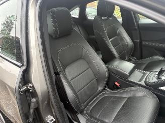 Jaguar E-Pace R-SPORT P250 PK AWD PANORAMA VOLL picture 23