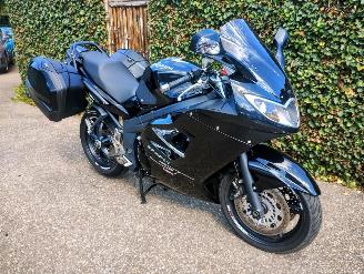 skadebil motor Triumph Sprint ST 1050 2009/6