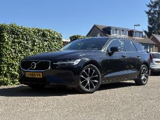  Volvo V-60 2.0 V60 Momentum Advantage AUTOMAAT 174PK 2020/10