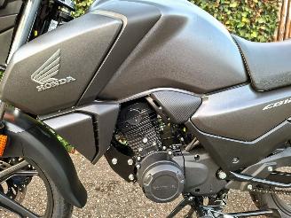 Honda CB 125 F A1 RIJBEWIJS picture 4