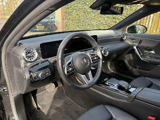 Mercedes A-klasse 250 e HYBRID PANO-AUTOMAAT-SFEER-VOL LEER-BURMESTER AUDIO picture 9