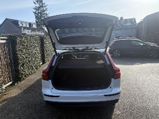 Volvo V-60 R-DESIGN 2.0 D MOMENTUM-LEER-PANO-AUTOMAAT-150PK-BOM VOL picture 13