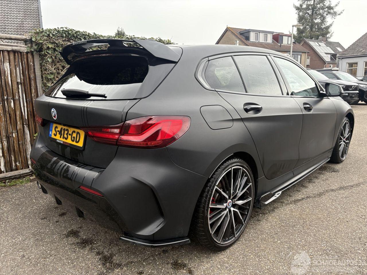 BMW 1-serie 118 M-SPORT 140 PK  AUTOMAAT PANORAMA NAP !!!