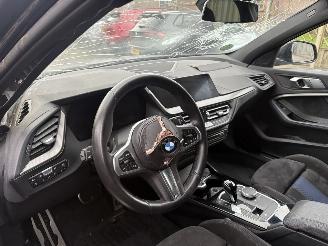 BMW 1-serie 118 M-SPORT 140 PK  AUTOMAAT PANORAMA NAP !!! picture 12