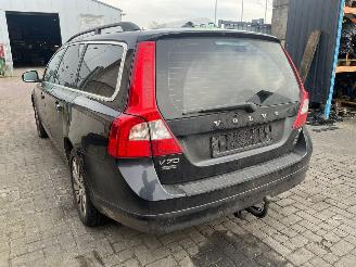 Volvo V-70 1.6 T4 16V Combi/o  Benzine 1.596cc 132kW (179pk) FWD 2010-10/2015-12 (BW48) B4164T picture 12