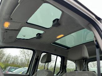 Renault Kangoo 1.6 16V MPV  Benzine 1.598cc 78kW (106pk) FWD 2008-02 (KW0D; KW2D; KW4D) K4M830; K4MG8 picture 22