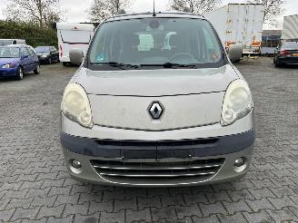 skadebil auto Renault Kangoo 1.6 16V MPV  Benzine 1.598cc 78kW (106pk) FWD 2008-02 (KW0D; KW2D; KW4D) K4M830; K4MG8 2009/10