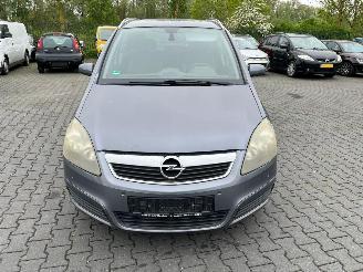 skadebil auto Opel Zafira 2.2 16V Direct Ecotec MPV 2006/6