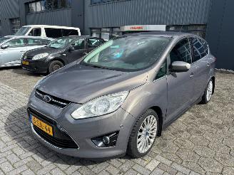 Vaurioauto  passenger cars Ford C-Max C-Max 1.0 2013/10