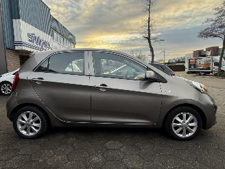 Kia Picanto 1.0 CVVT ISG picture 6