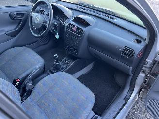Opel Corsa -C picture 21