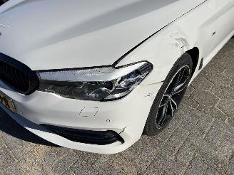 BMW 5-serie 520i High Executive picture 7