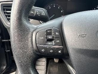 Ford Focus 1.0 EcoBoost Titanium Business picture 27