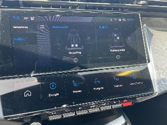 Peugeot 308 SW 1.6 Plug-in Hybrid GT 180 picture 15