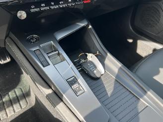 Peugeot 308 SW 1.6 Plug-in Hybrid GT 180 picture 17