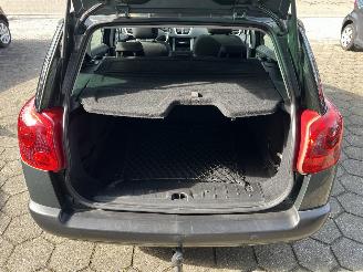 Peugeot 207 SW 1.4 16V VTI picture 24