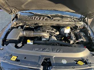 Dodge Ram 1500 Limited 5.7 V8 CC 4X4 picture 42