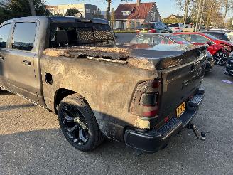 Dodge Ram 1500 Limited 5.7 V8 CC 4X4 picture 22