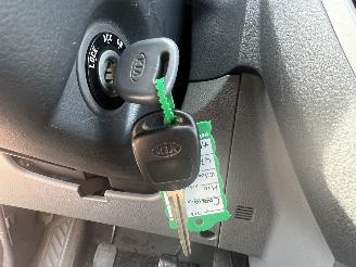 Kia Carens 1.8-16V EX picture 25