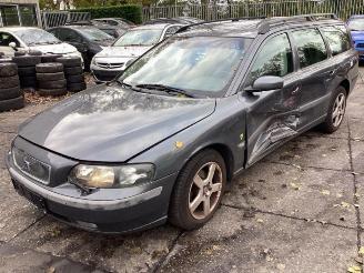 Volvo V-70 V70 (SW), Combi, 1999 / 2008 2.4 20V 170 picture 5