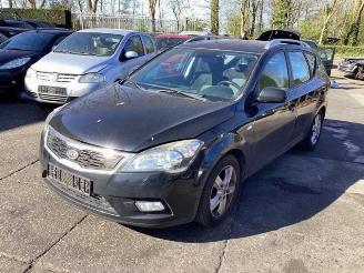 Salvage car Kia Cee d Cee'd Sporty Wagon (EDF), Combi, 2007 / 2012 1.4 16V 2011/7