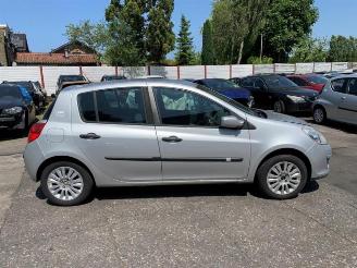 Renault Clio Clio III (BR/CR), Hatchback, 2005 / 2014 1.4 16V picture 7