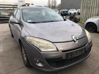 Vrakbiler auto Renault Mégane Megane III Berline (BZ), Hatchback 5-drs, 2008 / 2017 1.9 dCi 2009/5