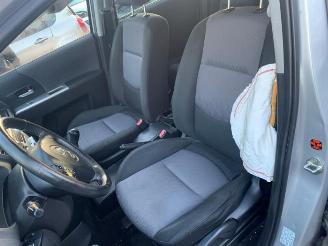 Mazda 5 5 (CR19), MPV, 2004 / 2010 2.0i 16V picture 23