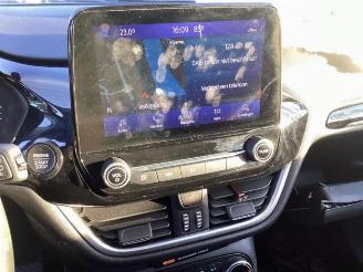 Ford Fiesta Fiesta 7, Hatchback, 2017 1.0 EcoBoost 12V Hybrid 125 picture 14