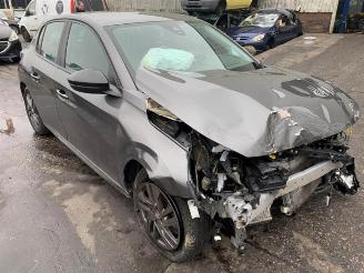 Coche siniestrado Peugeot 208 208 II (UB/UH/UP), Hatchback 5-drs, 2019 1.2 Vti 12V PureTech 100 2022/5