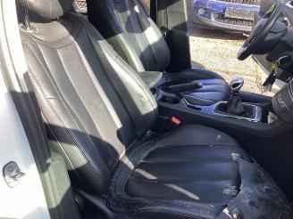 Peugeot 308 308 SW (L4/L9/LC/LJ/LR), Combi 5-drs, 2014 / 2021 1.6 BlueHDi 120 picture 27