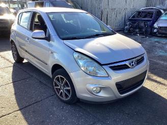 Autoverwertung Hyundai I-20 i20, Hatchback, 2008 / 2015 1.4i 16V 2010/11