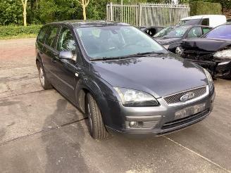 Salvage car Ford Focus Focus 2 Wagon, Combi, 2004 / 2012 1.6 Ti-VCT 16V 2006/12
