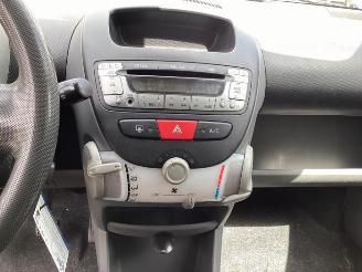 Toyota Aygo Aygo (B10), Hatchback, 2005 / 2014 1.0 12V VVT-i picture 23