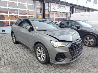  Audi Q3 S-Line DSG Matrix Leder Camera 2.0 tdi 2019/6